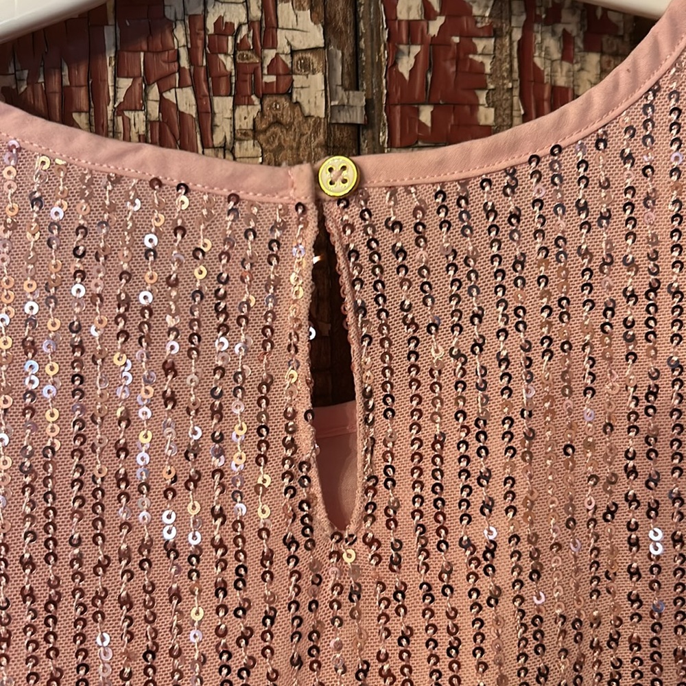 Sweet sparkly girls dress - Picture 3 of 4